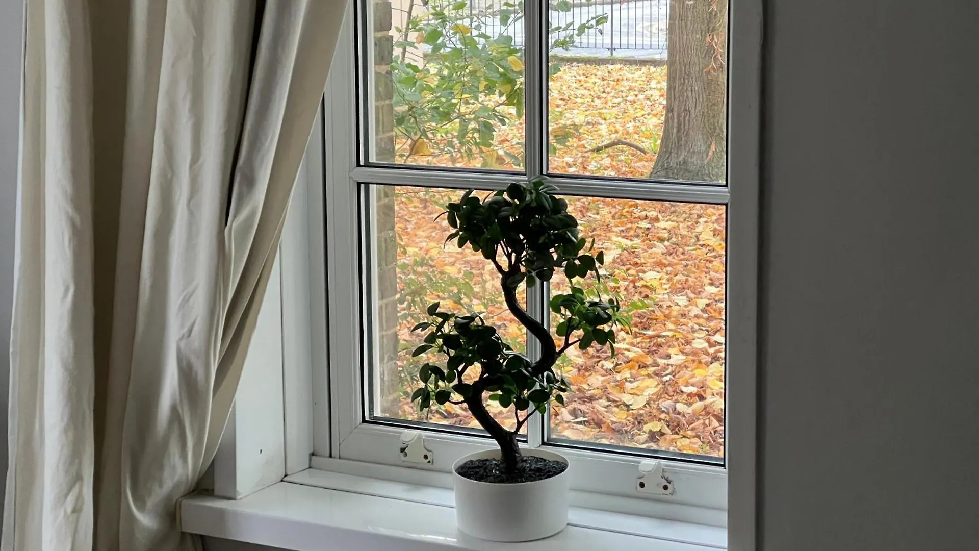 Stylish Apt In A 1938 Building With Parking London Apartment